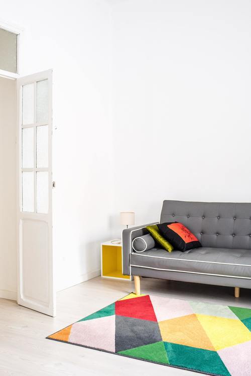Tapis et antiquité : comment prendre soin de vos objets décoratifs